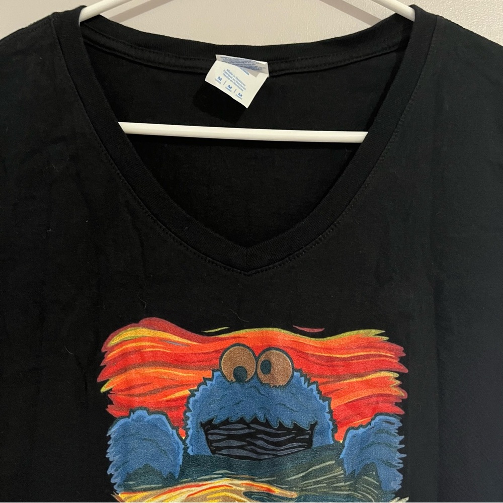 Port & Company Black T-Shirt women’s Cookie Monster & gingy size medium v neck - Picture 4 of 5